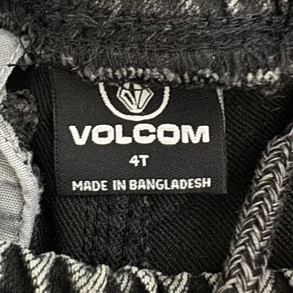 Volcom Black Elastic Waist Cargo Jogger Jeans Pants 4T - Picture 3 of 6